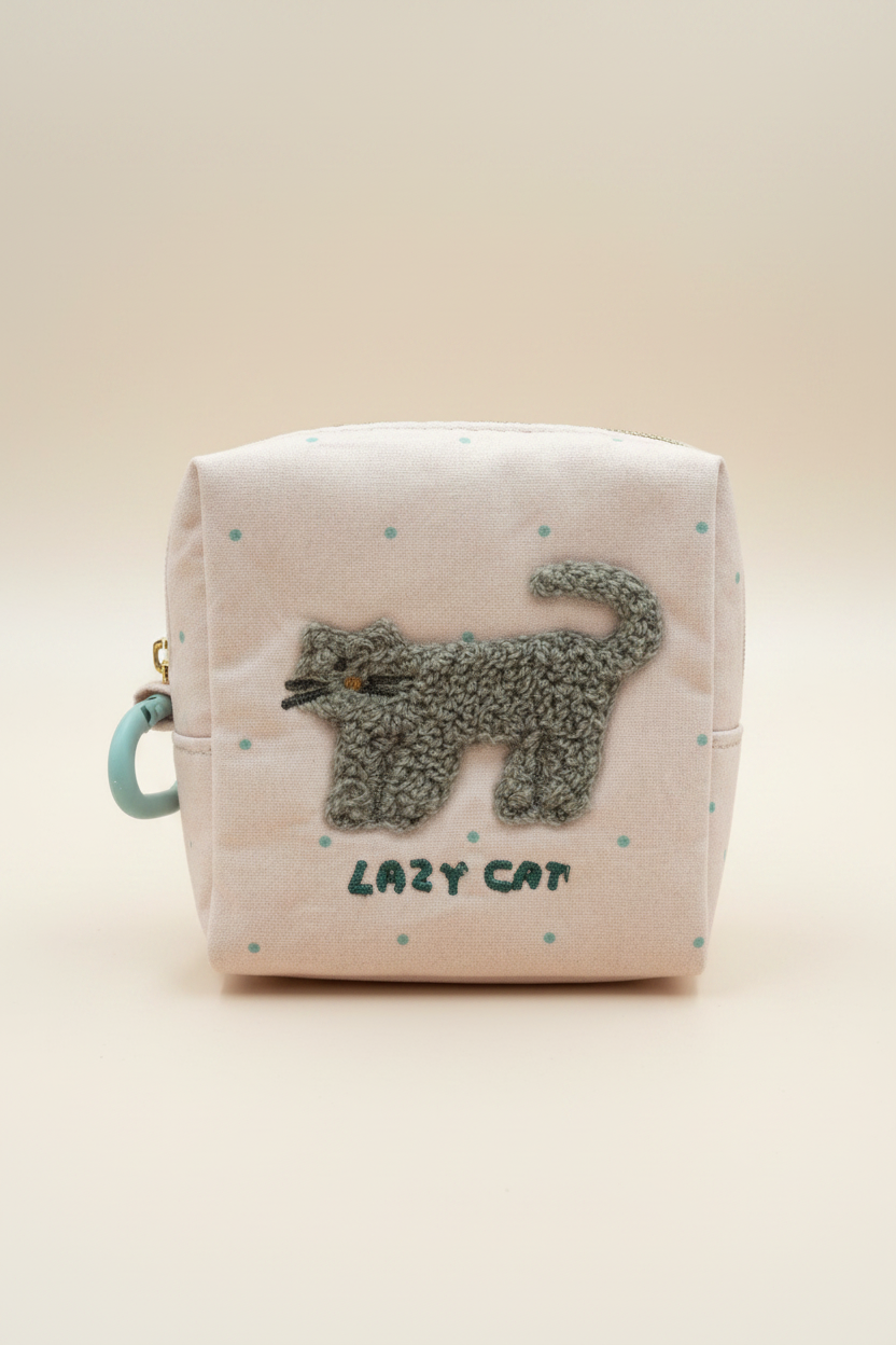 Q-LiA piccolot Mini Pouch with Carabiner Hook - Cat