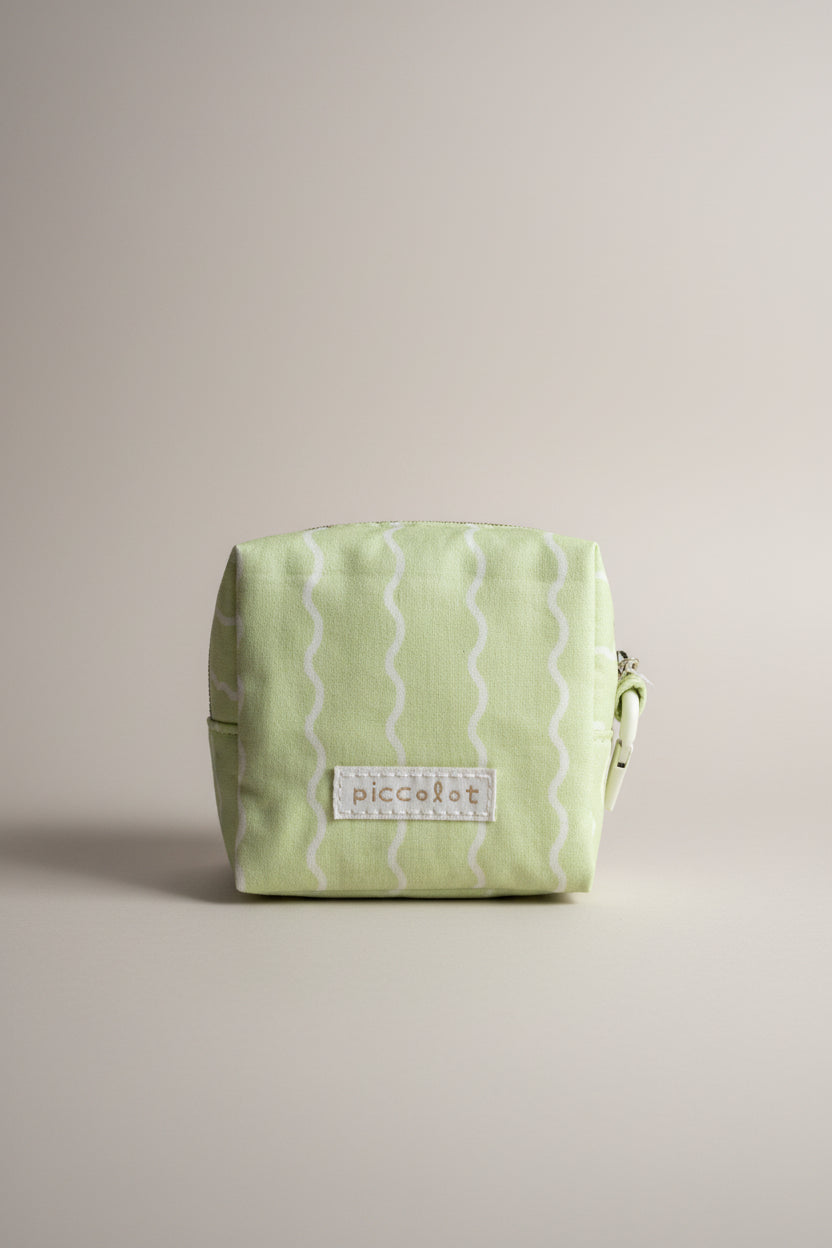 Q-LiA piccolot Mini Pouch with Carabiner Hook - Fox