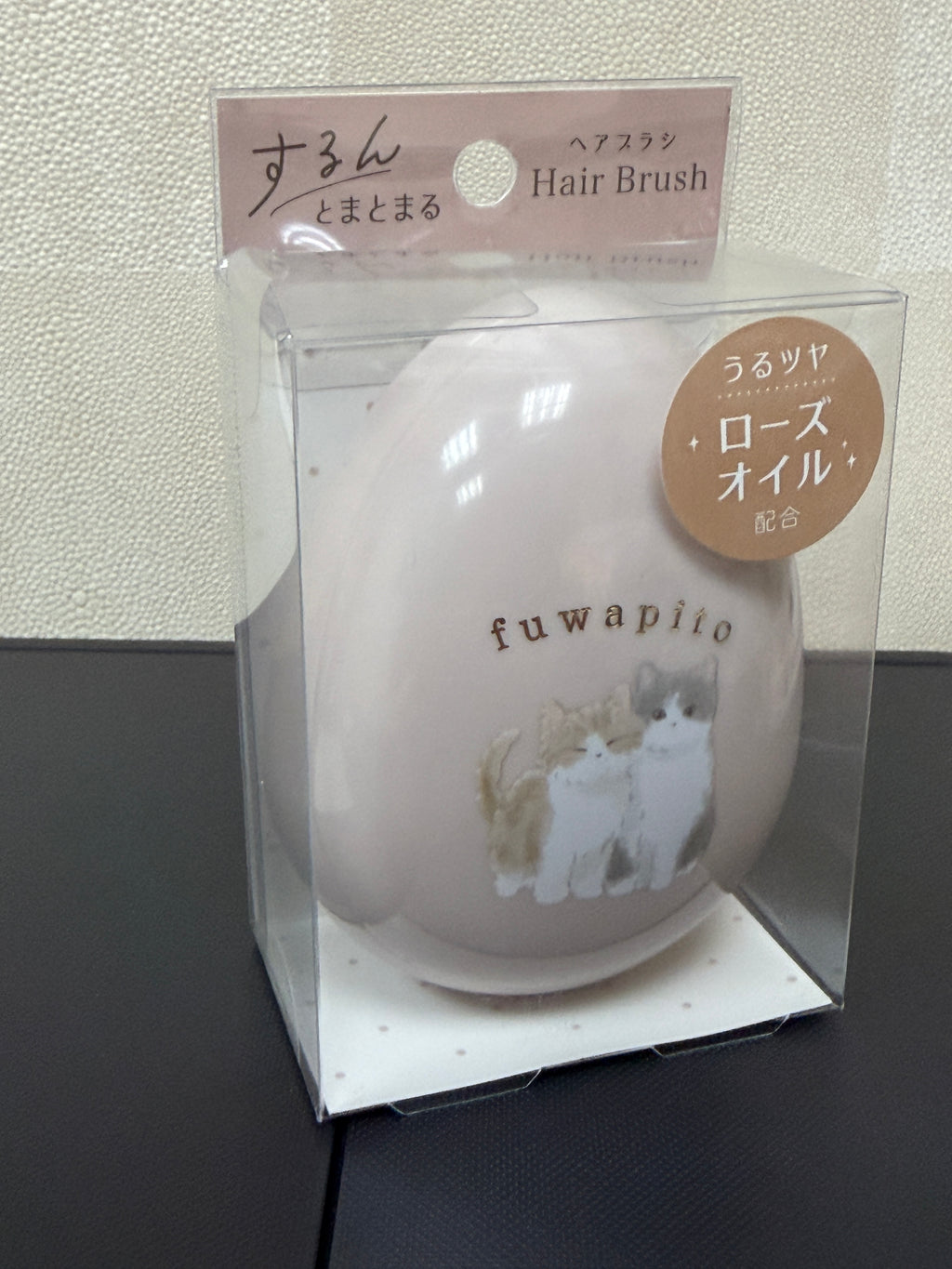 Q-LiA Fuwapito Hairbrush - Cats