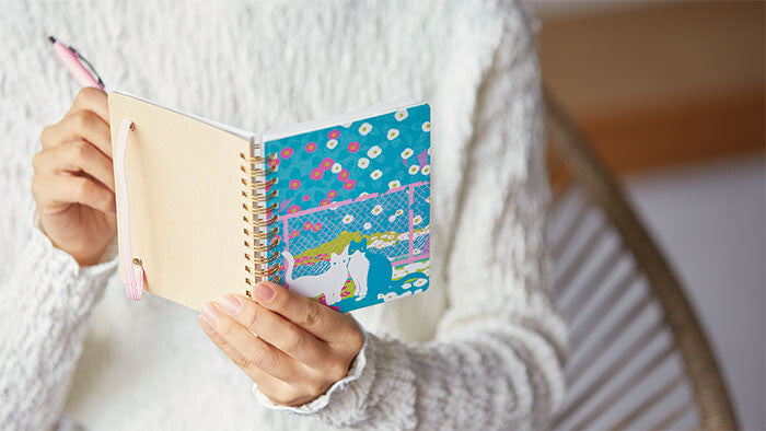 HITOTOKI NOTE Notebook ~ Cat (Passport / Comic sizes 兩個sizes)