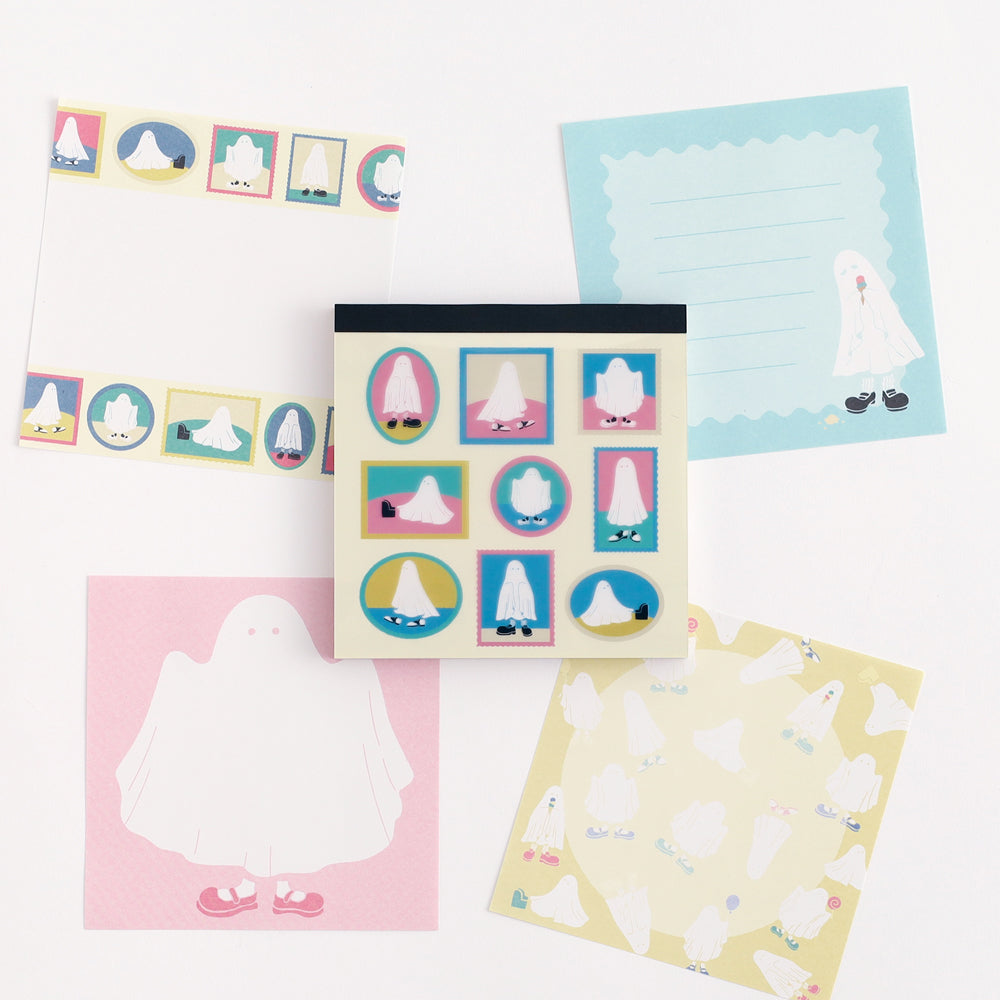 <Wearing Shoes Ghost> Memo Pad - Frame